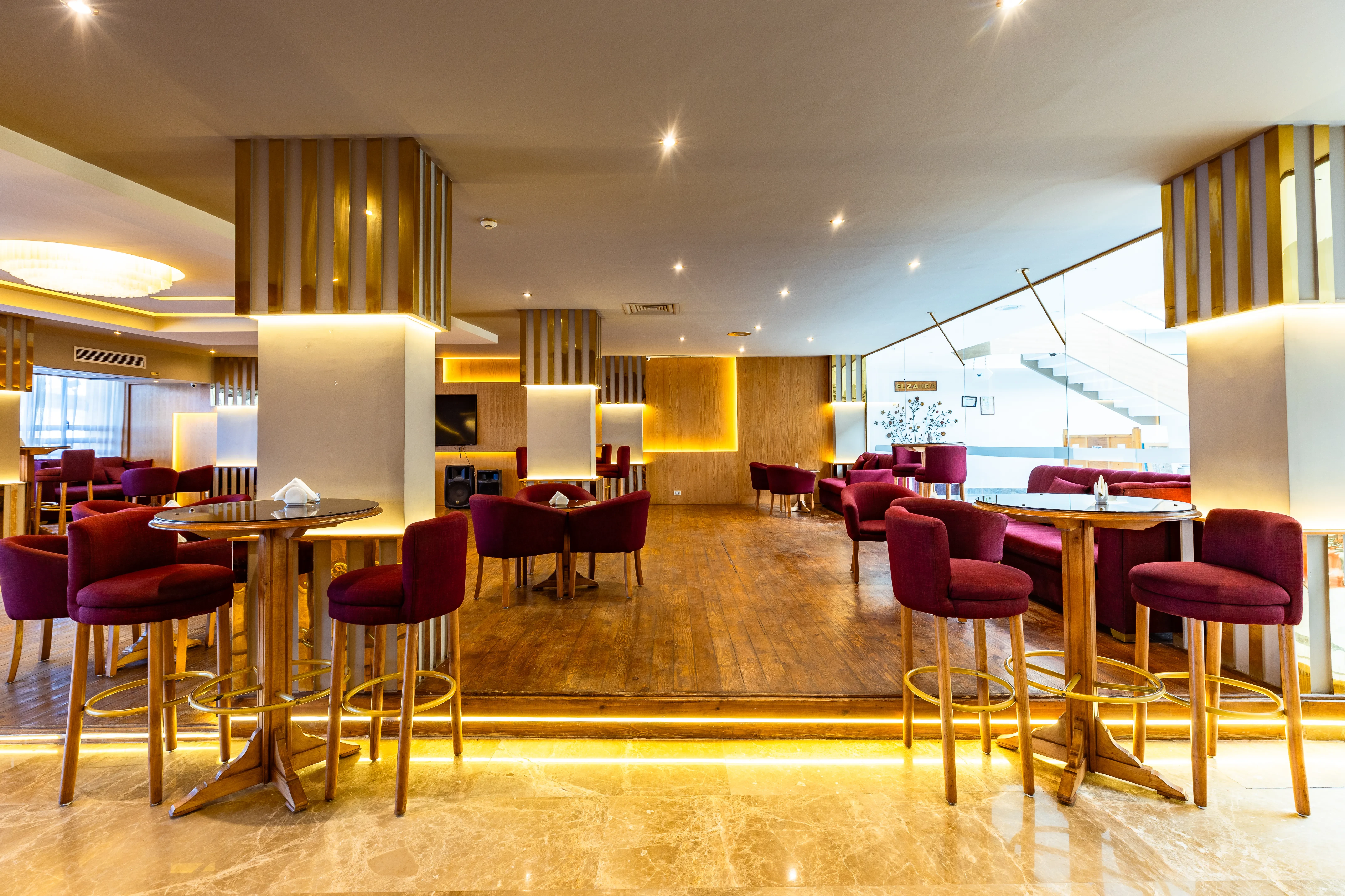 Sharks Stop Lobby Bar